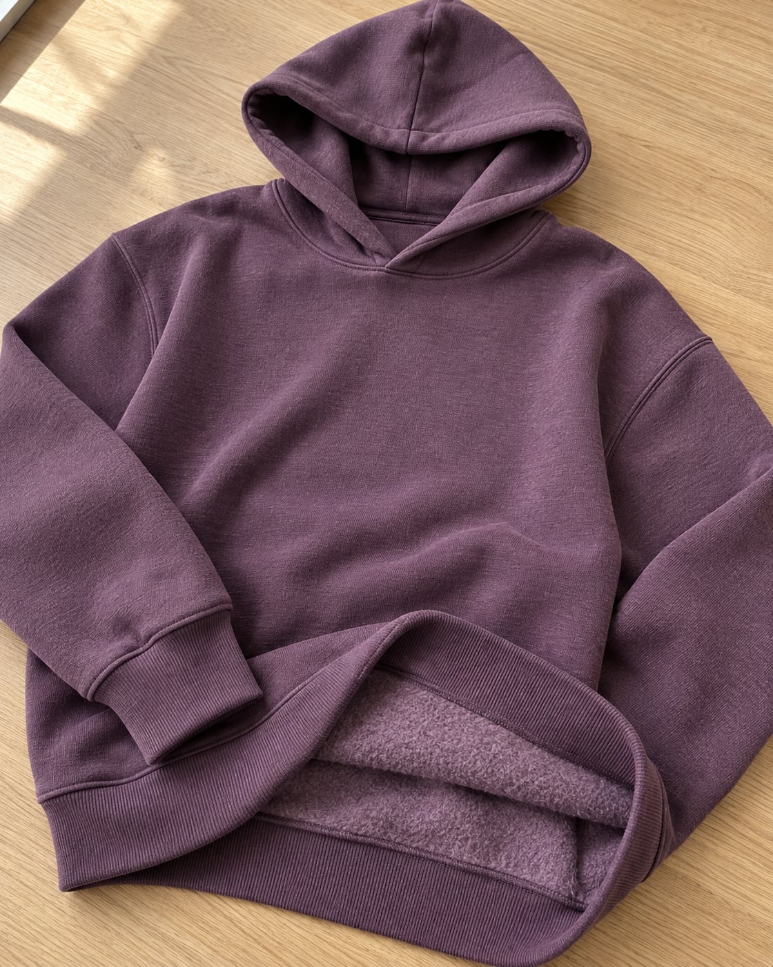 Moletom com capuz roxo feito em Moletom 3 Cabos Peluciado